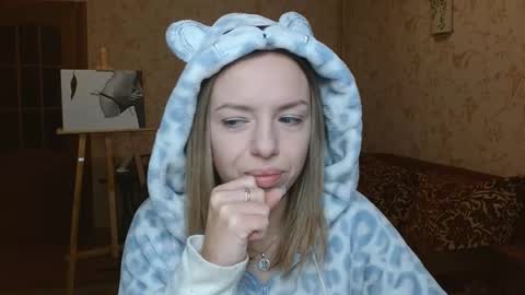 Snapshot of vanillamuffin chatting on October 16, 12:41 pm VanillaMuffin online show from October 16, 12:41 pm