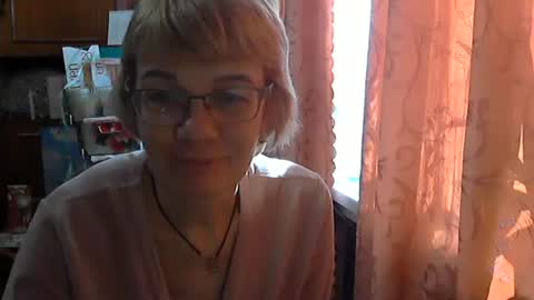 Vanillaxcreamy online show from February 19, 11:17 am