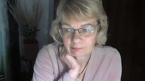 Vanillaxcreamy online show from January 25, 1:25 pm