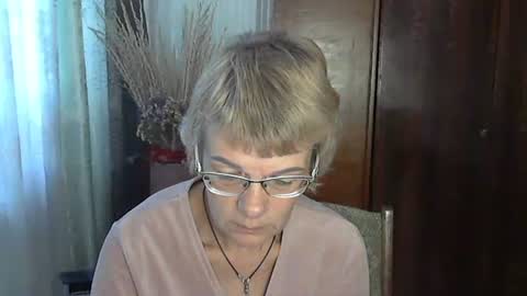 Vanillaxcreamy online show from October 17, 10:51 am