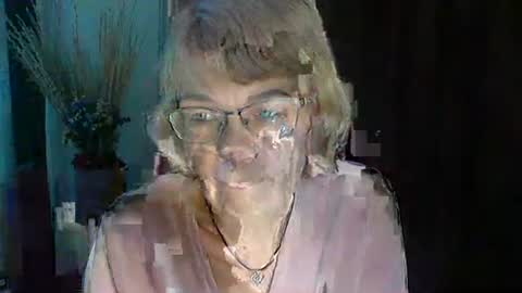 Vanillaxcreamy online show from January 14, 1:06 pm