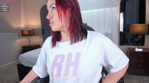 Snapshot of vanitysex chatting on January 17, 11:38 am Karine online show from January 17, 11:38 am