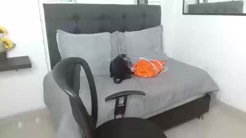 Snapshot of vannesweet_ chatting on September 15, 8:38 pm vane online show from September 15, 8:38 pm