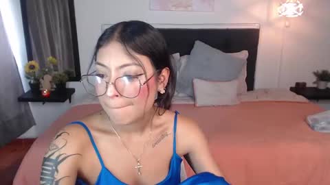 Snapshot of vannesweet_ chatting on January 11, 9:15 pm vane online show from January 11, 9:15 pm