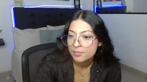 vane online show from November 29, 8:13 pm