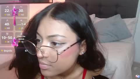 Snapshot of vannesweet_ chatting on October 11, 9:17 pm vane online show from October 11, 9:17 pm