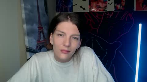 Snapshot of vanrey_ chatting on October 9, 5:39 pm Vanessa online show from October 9, 5:39 pm