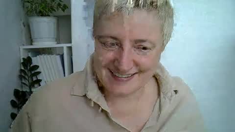 vea_motty online show from June 4, 6:07 am