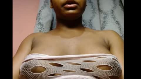 vee62 online show from March 13, 1:18 am