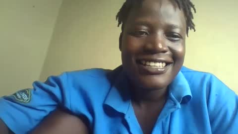 Snapshot of vee_tommy chatting on December 25, 11:11 am Vee tommy online show from December 25, 11:11 am