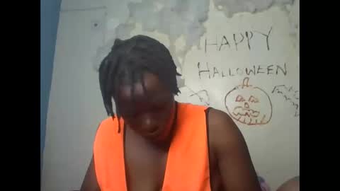 Snapshot of vee_tommy chatting on October 26, 5:14 am Vee tommy online show from October 26, 5:14 am