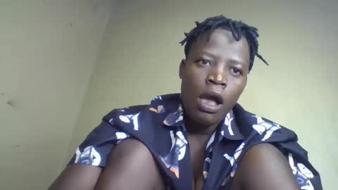 Snapshot of vee_tommy chatting on December 9, 4:56 am Vee tommy online show from December 9, 4:56 am
