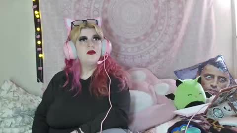 Veronica Lehane online show from March 10, 2:05 pm