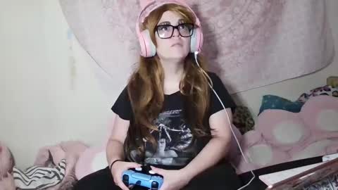 Veronica Lehane online show from October 7, 12:42 pm