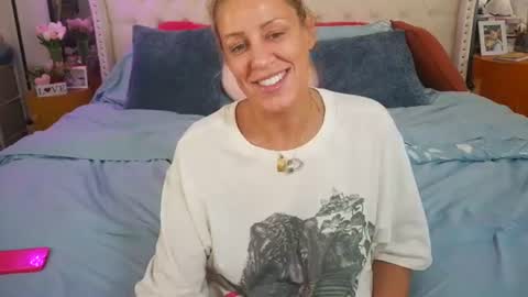 Vegas Dani online show from June 21, 6:56 pm