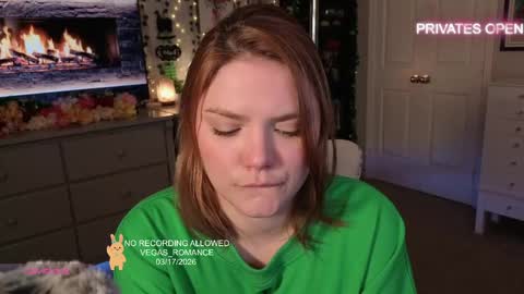 vegas_romance online show from March 18, 2:38 am