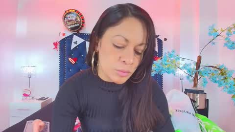 velora_nigth online show from February 18, 12:04 pm