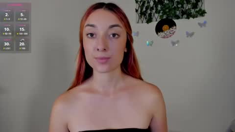 velvet_00 online show from April 15, 6:30 pm