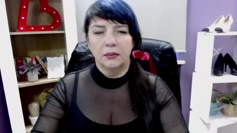 velvet gloria online show from July 29, 4:23 am