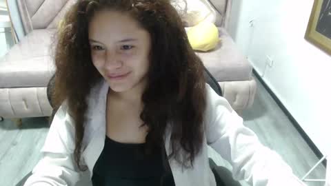 velvet_moon_v online show from November 20, 1:23 pm