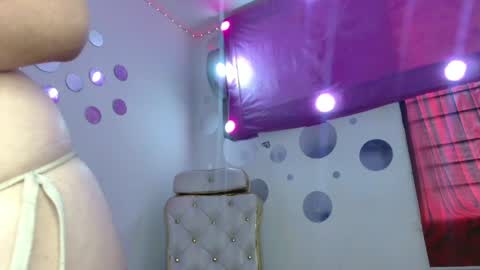 Velvet Sexy online show from May 15, 8:22 pm