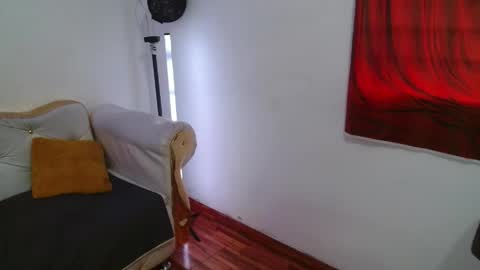 Velvet Sexy online show from May 11, 4:04 pm