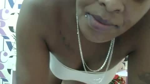 Snapshot of velvet_temptress chatting on February 25, 6:12 pm velvet online show from February 25, 6:12 pm