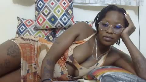 Snapshot of velvet_temptress chatting on January 20, 4:12 pm velvet online show from January 20, 4:12 pm