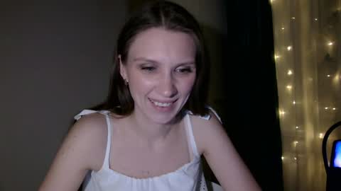 velvetaphrodisiaque online show from May 25, 11:59 pm