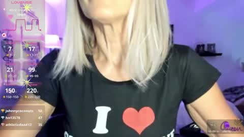 VelvetBarbie online show from July 18, 7:49 pm