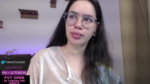 Snapshot of velvetcrystal chatting on October 19, 6:48 am Crystal PVT OPEN online show from October 19, 6:48 am
