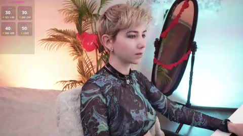 CLEOshort hair  TIna long hair  online show from February 12, 2:55 pm