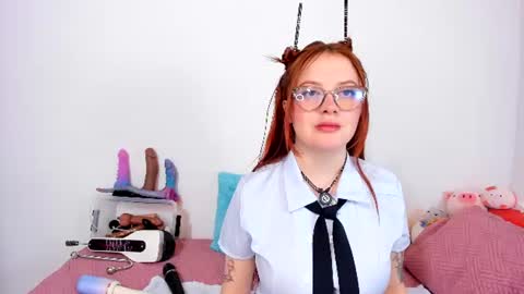 Yvonne online show from June 27, 8:04 pm