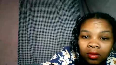 velyssa online show from July 28, 11:37 pm