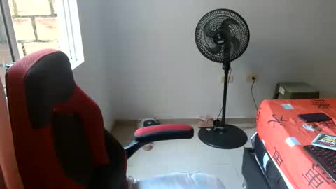 venecasexy44 online show from June 8, 5:57 pm