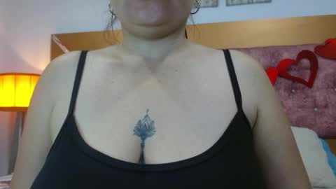 Snapshot of vennuss89 chatting on September 28, 9:03 am vennuss89 online show from September 28, 9:03 am