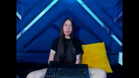 Snapshot of venurmorgan chatting on October 22, 6:35 pm venurmorgan online show from October 22, 6:35 pm