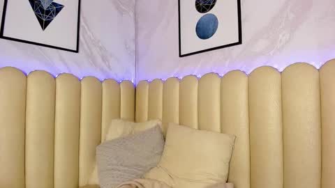 Snapshot of venus__miller chatting on October 5, 12:43 pm venus__miller online show from October 5, 12:43 pm