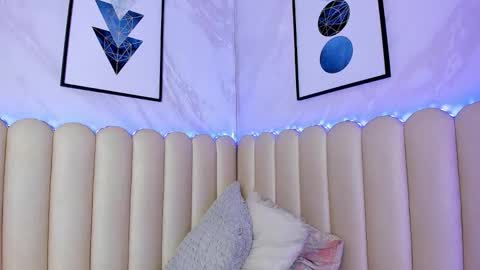 Snapshot of venus__miller chatting on September 23, 12:14 pm venus__miller online show from September 23, 12:14 pm