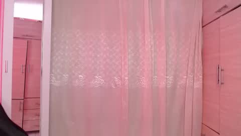 emily independent account  MY conextion 1100 GTM  to  17hr GTM online show from April 12, 8:22 pm