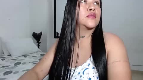 Snapshot of venus_menoza chatting on September 10, 12:43 am venus_menoza online show from September 10, 12:43 am