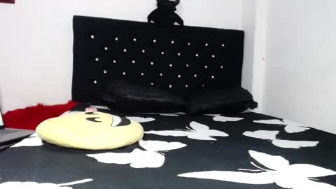 Snapshot of venus_menoza chatting on October 8, 2:32 pm venus_menoza online show from October 8, 2:32 pm