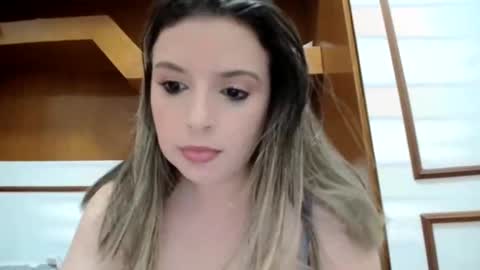 Snapshot of venusbeauty22 chatting on October 30, 2:25 am venusbeauty22 online show from October 30, 2:25 am