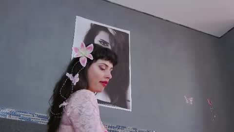 venusinylons online show from July 30, 11:22 am