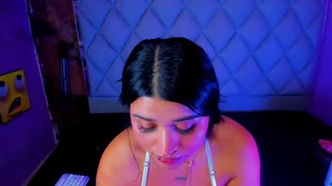Snapshot of venusowen_ chatting on October 2, 3:39 pm Venusowen online show from October 2, 3:39 pm
