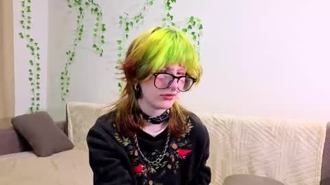 Snapshot of veolatownson chatting on September 20, 8:18 pm Erica online show from September 20, 8:18 pm
