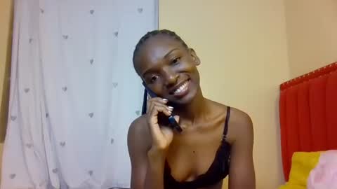 Snapshot of verah_vee chatting on October 8, 12:37 am verah online show from October 8, 12:37 am