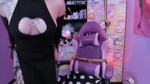     online show from March 15, 12:34 am