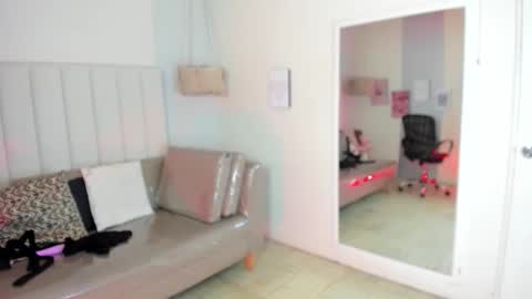 Veronica3  online show from March 11, 4:09 pm