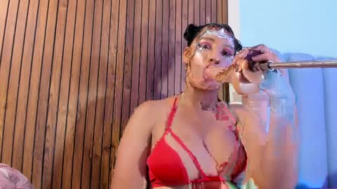 Veronica  online show from April 11, 7:39 pm